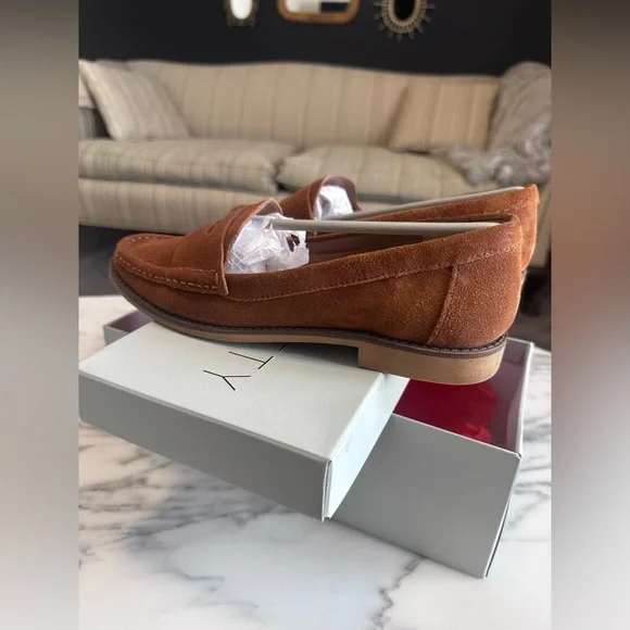 Sole Society Tan Cow Suede Loafers - Picture 4 of 6